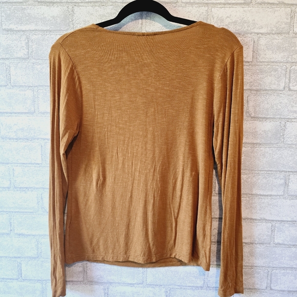 Anthropologie Dolan Long Sleeve Tee - Picture 5 of 9